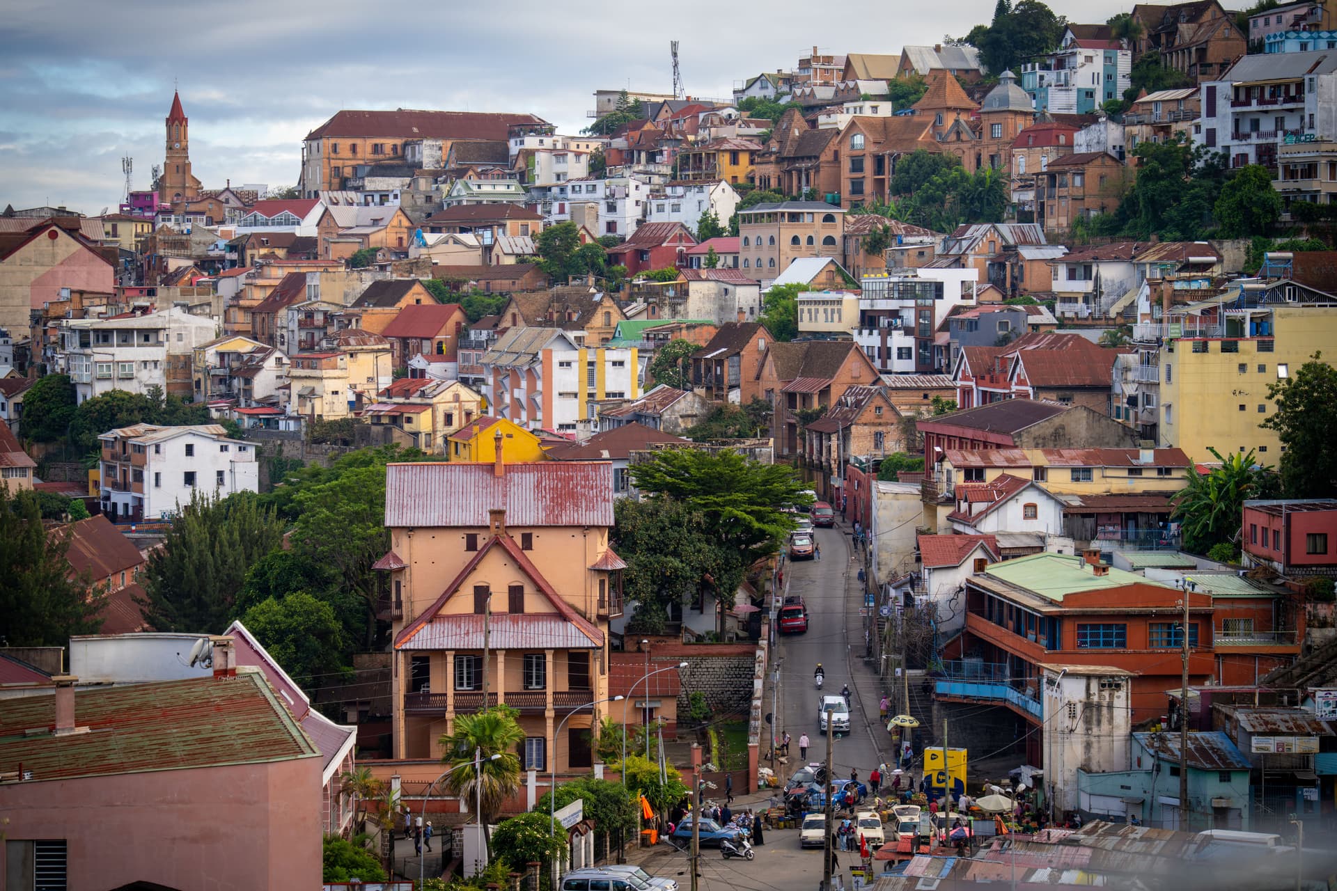 Vue aerienne d'Antananarivo, capitale de Madagascar, siege du gouvernement et de la banque centrale.