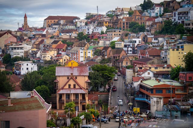 Vue aerienne d'Antananarivo, capitale de Madagascar, siege du gouvernement et de la banque centrale.